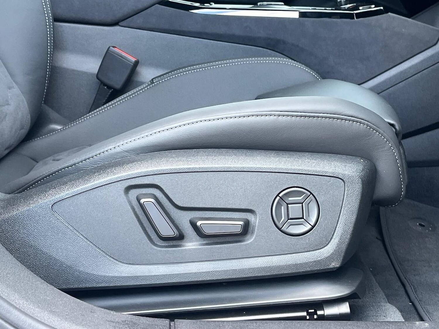 Used Audi A6 2025 for sale - 78193817: Photo 32