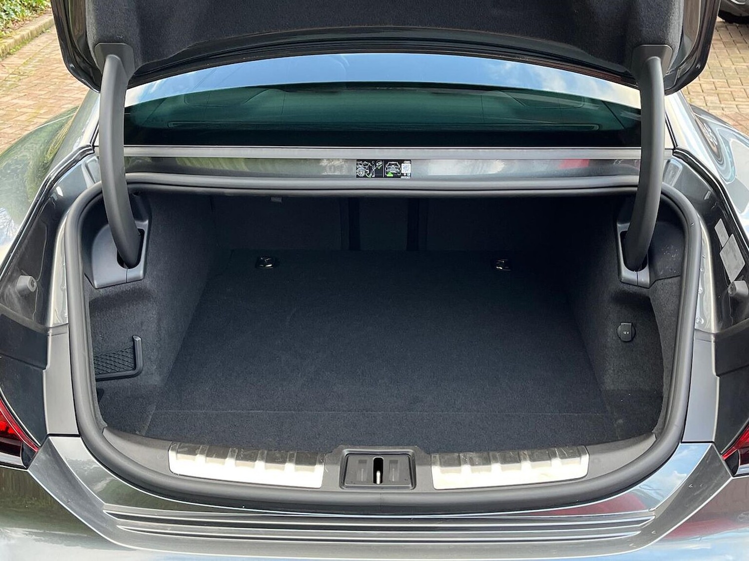 Used Audi e-tron GT 2025 for sale - 77008346: Photo 17