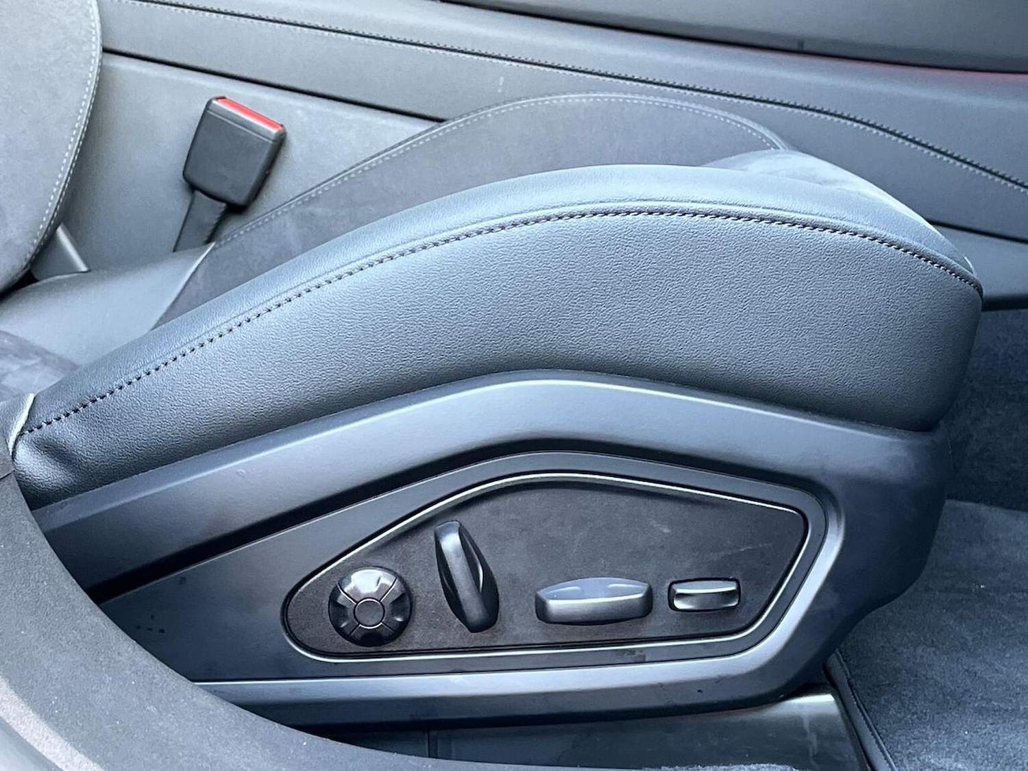 Used Audi e-tron GT 2025 for sale - 77008346: Photo 30