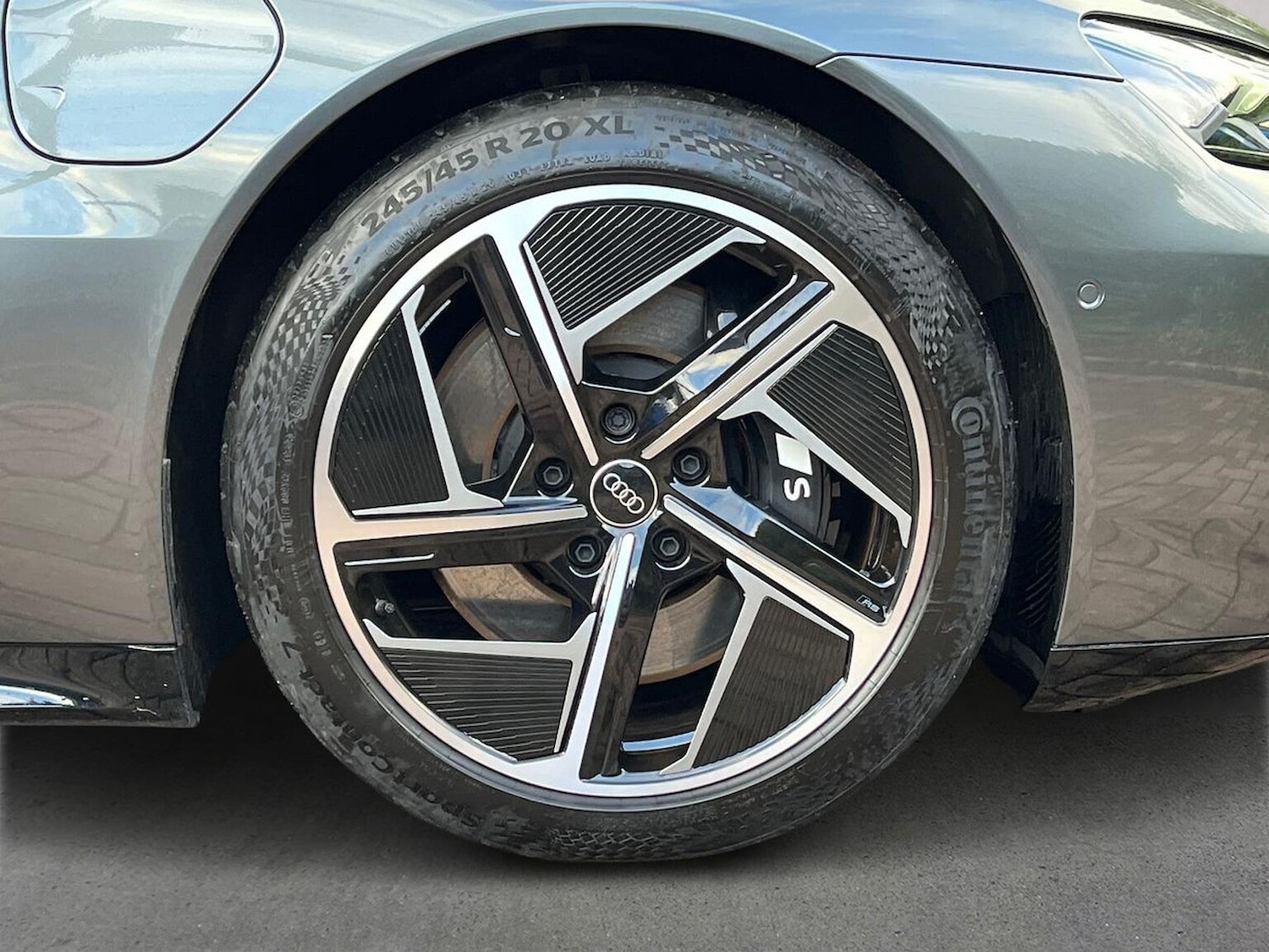 Used Audi e-tron GT 2025 for sale - 77008346: Photo 6