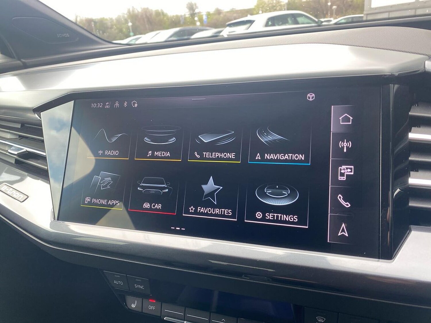 Used Audi Q4 e-tron 2024 for sale - 78194162: Photo 11