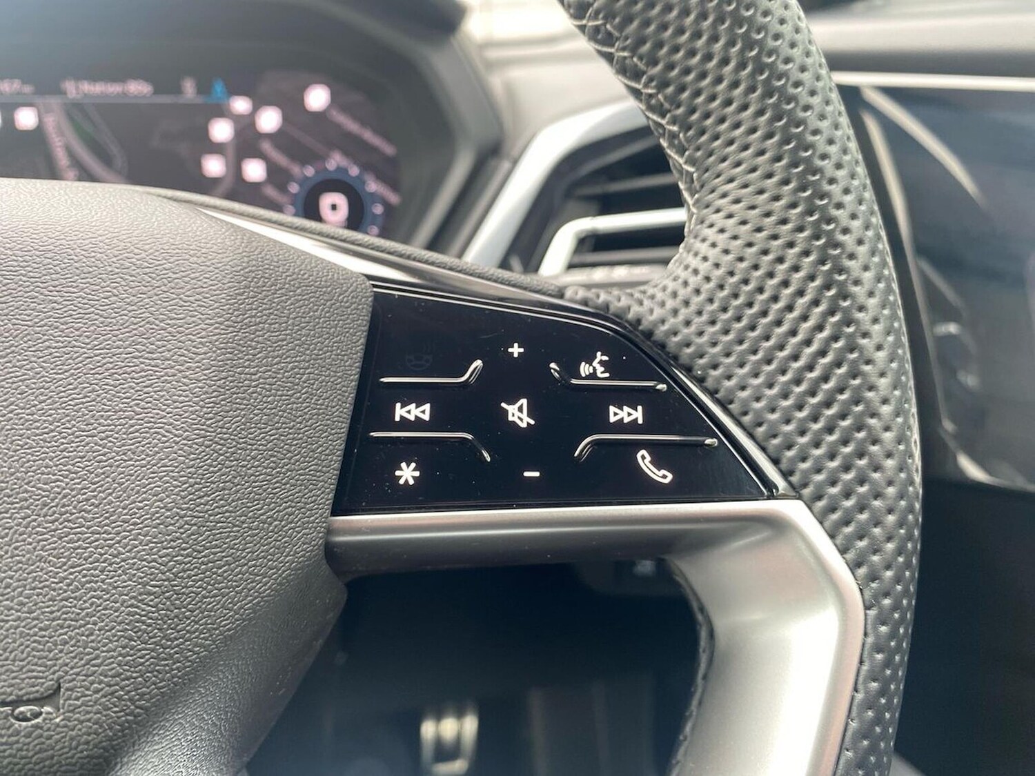 Used Audi Q4 e-tron 2024 for sale - 78194162: Photo 26