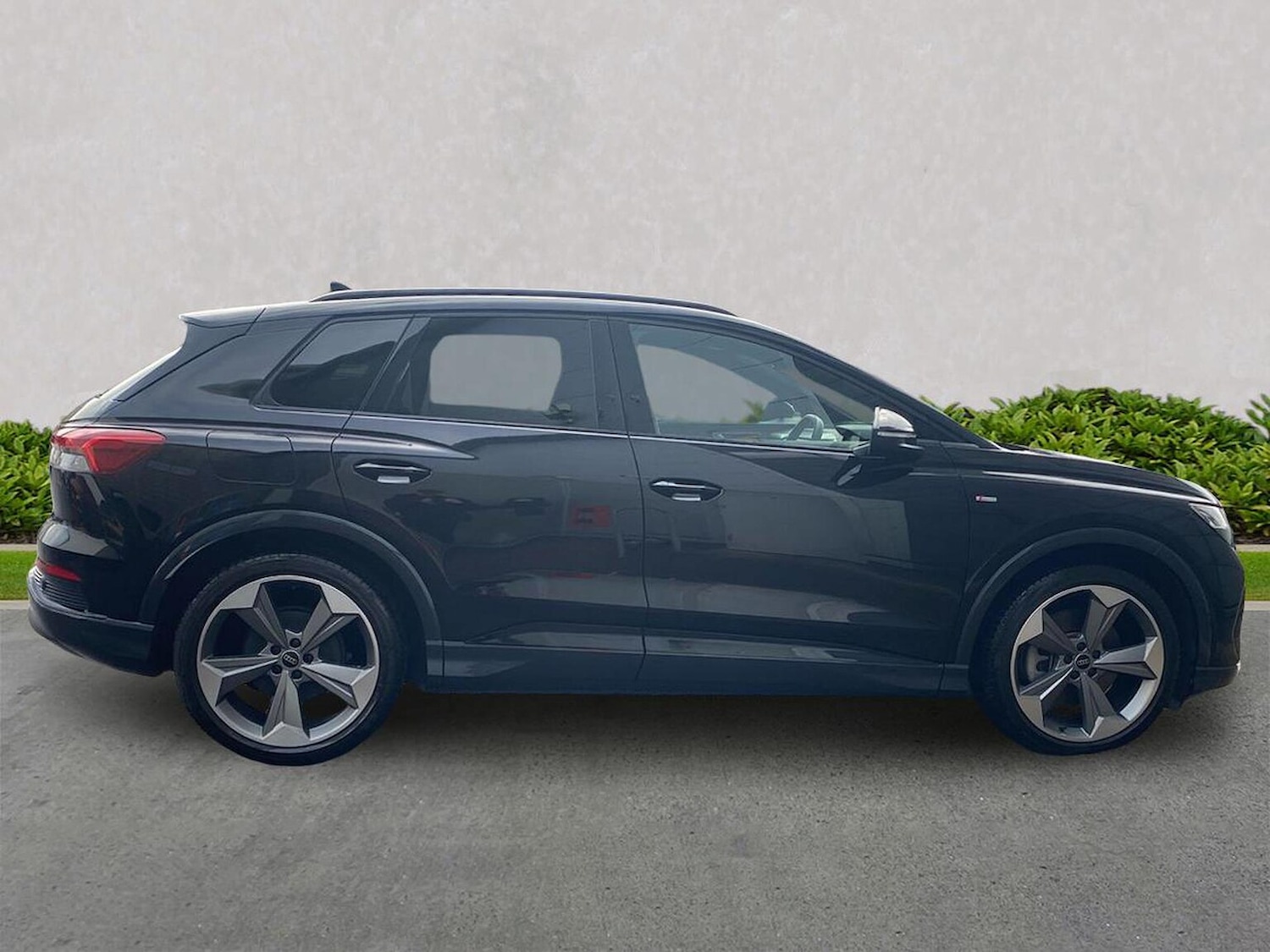 Used Audi Q4 e-tron 2024 for sale - 78194162: Photo 3