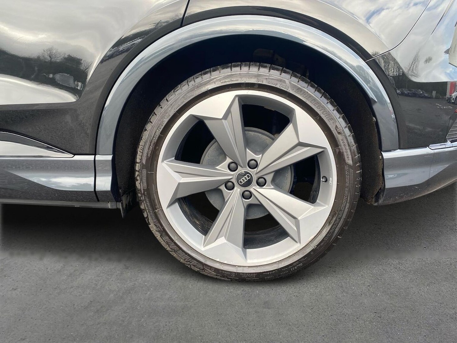 Used Audi Q4 e-tron 2024 for sale - 78194162: Photo 6