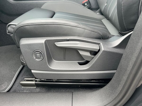 Used Audi Q5 2025 for sale - 75690633: Photo 30