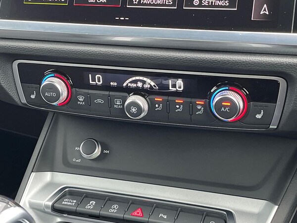 Used Audi Q3 2023 for sale - 76324545: Photo 12