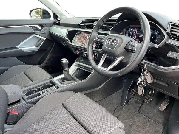 Used Audi Q3 2023 for sale - 76324545: Photo 15