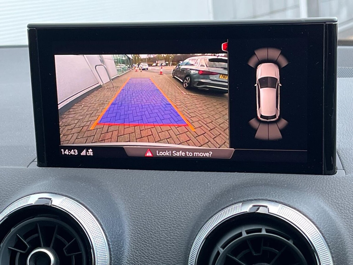 Used Audi Q2 2022 for sale - 76517947: Photo 23