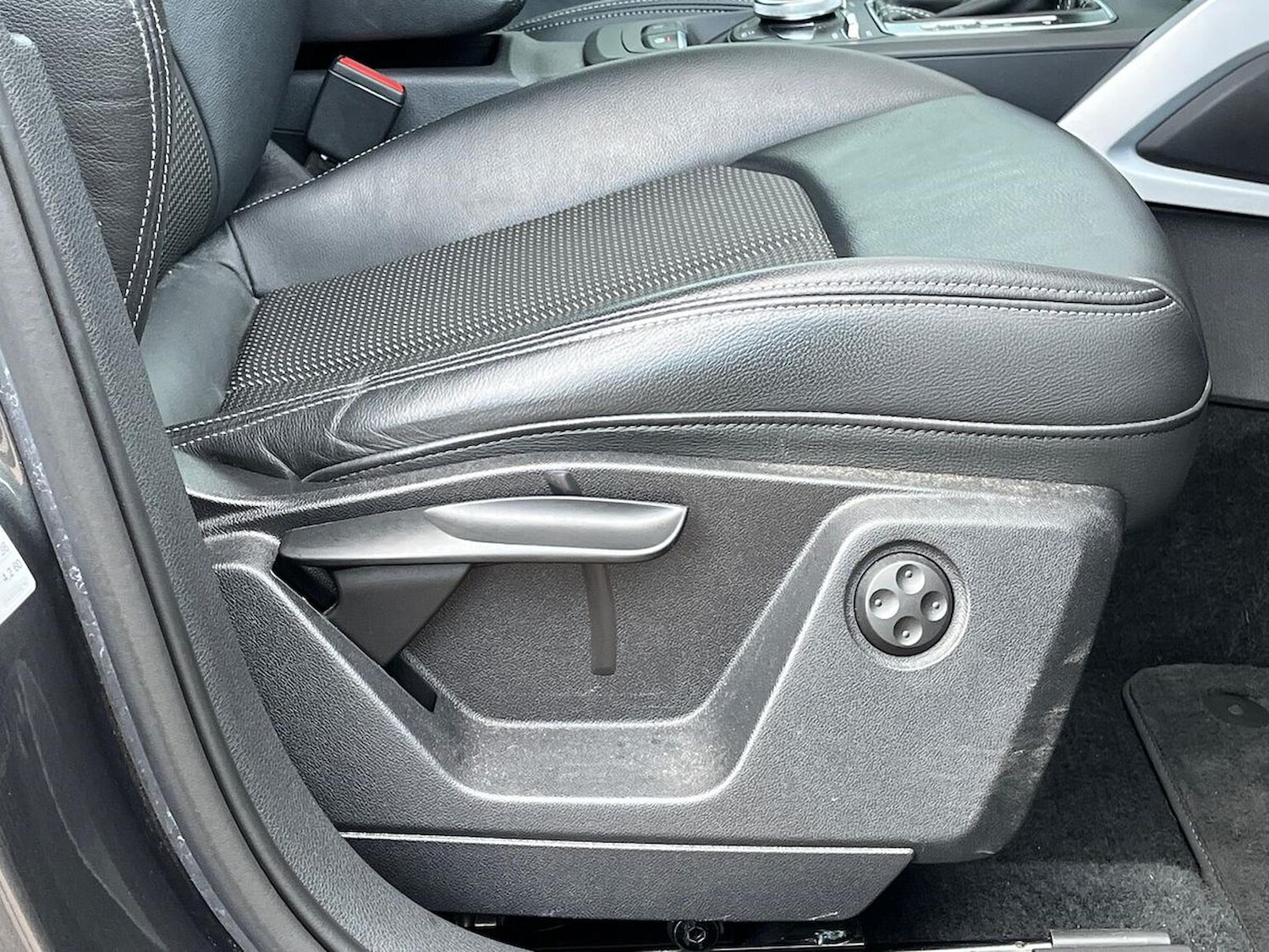 Used Audi Q2 2022 for sale - 76517947: Photo 30