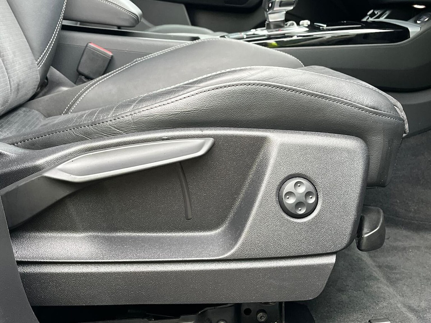 Used Audi Q5 2022 for sale - 76830730: Photo 30