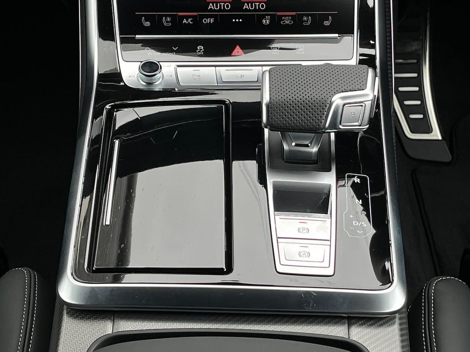 Used Audi RS Q8 2025 for sale - 77980051: Photo 22