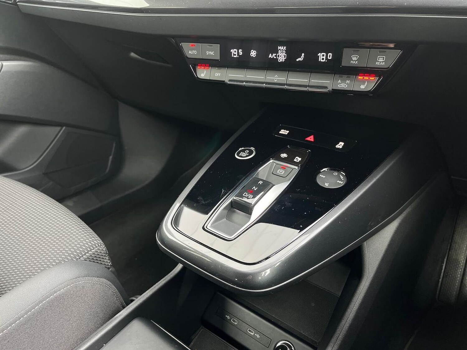 Used Audi Q4 e-tron 2021 for sale - 78193946: Photo 15