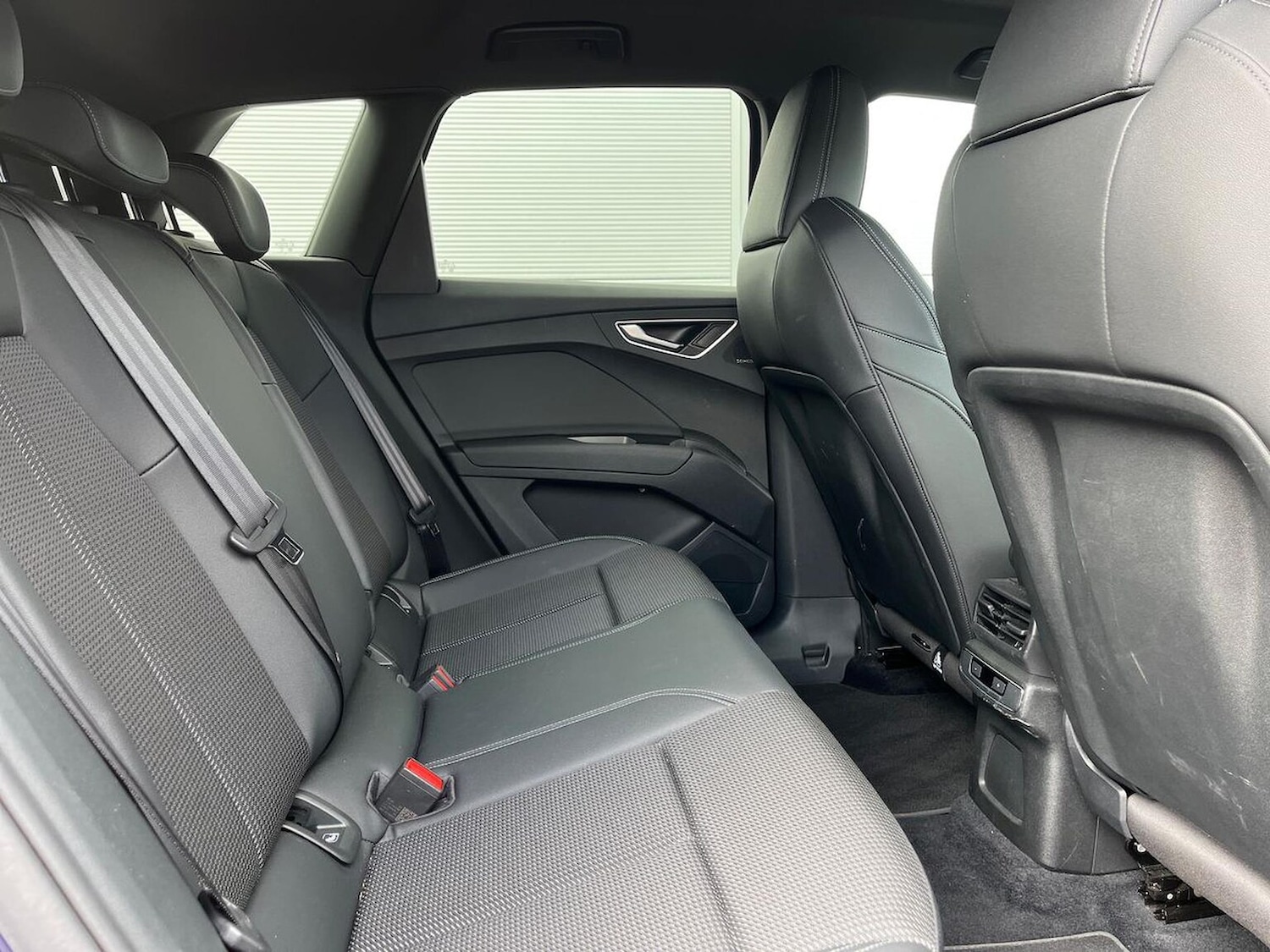 Used Audi Q4 e-tron 2021 for sale - 78193946: Photo 18