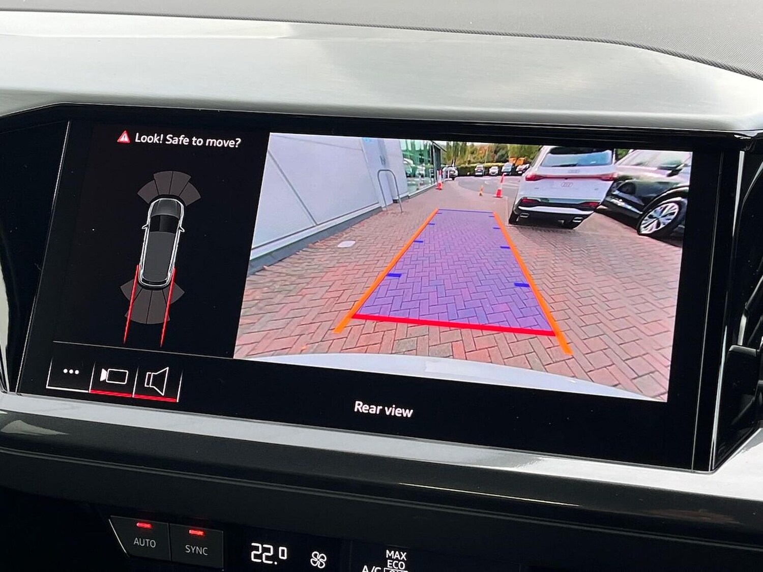 Used Audi Q4 e-tron 2025 for sale - 76541793: Photo 23