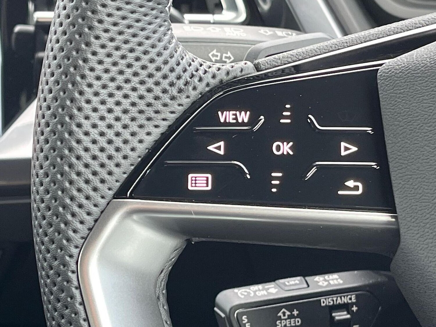 Used Audi Q4 e-tron 2025 for sale - 76541793: Photo 27