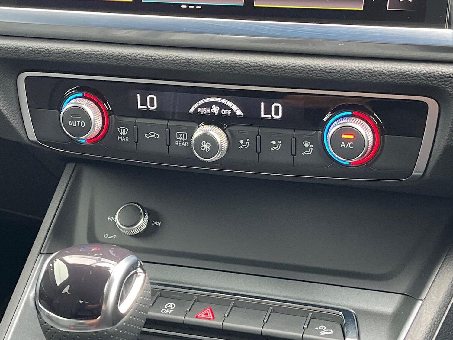 Used Audi Q3 2025 for sale - 76026150: Photo 12