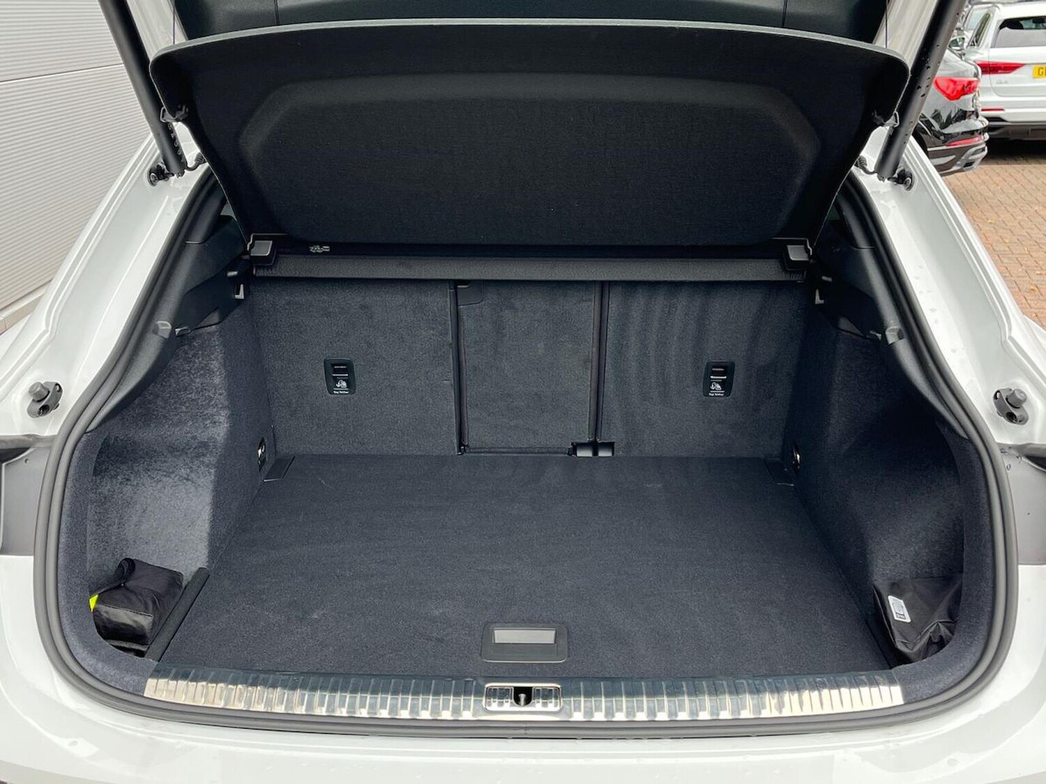 Used Audi Q3 2025 for sale - 76026150: Photo 17