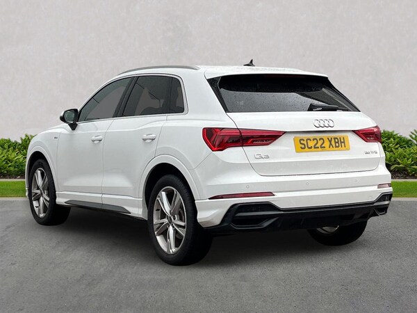Used Audi Q3 2022 for sale - 76340608: Photo 2