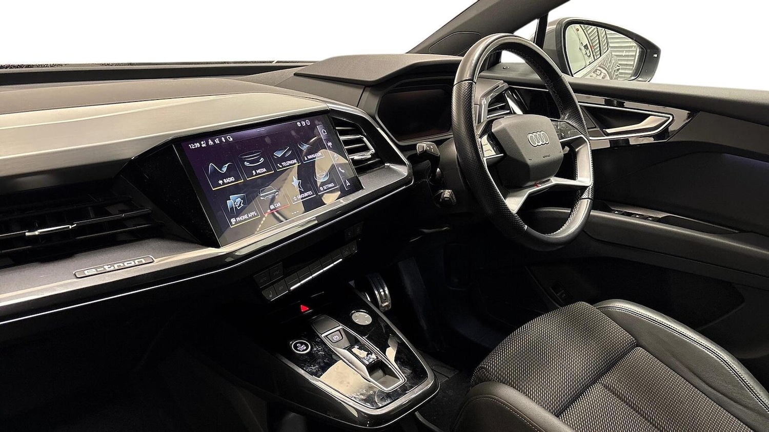 Used Audi Q4 e-tron 2022 for sale - 77650283: Photo 2