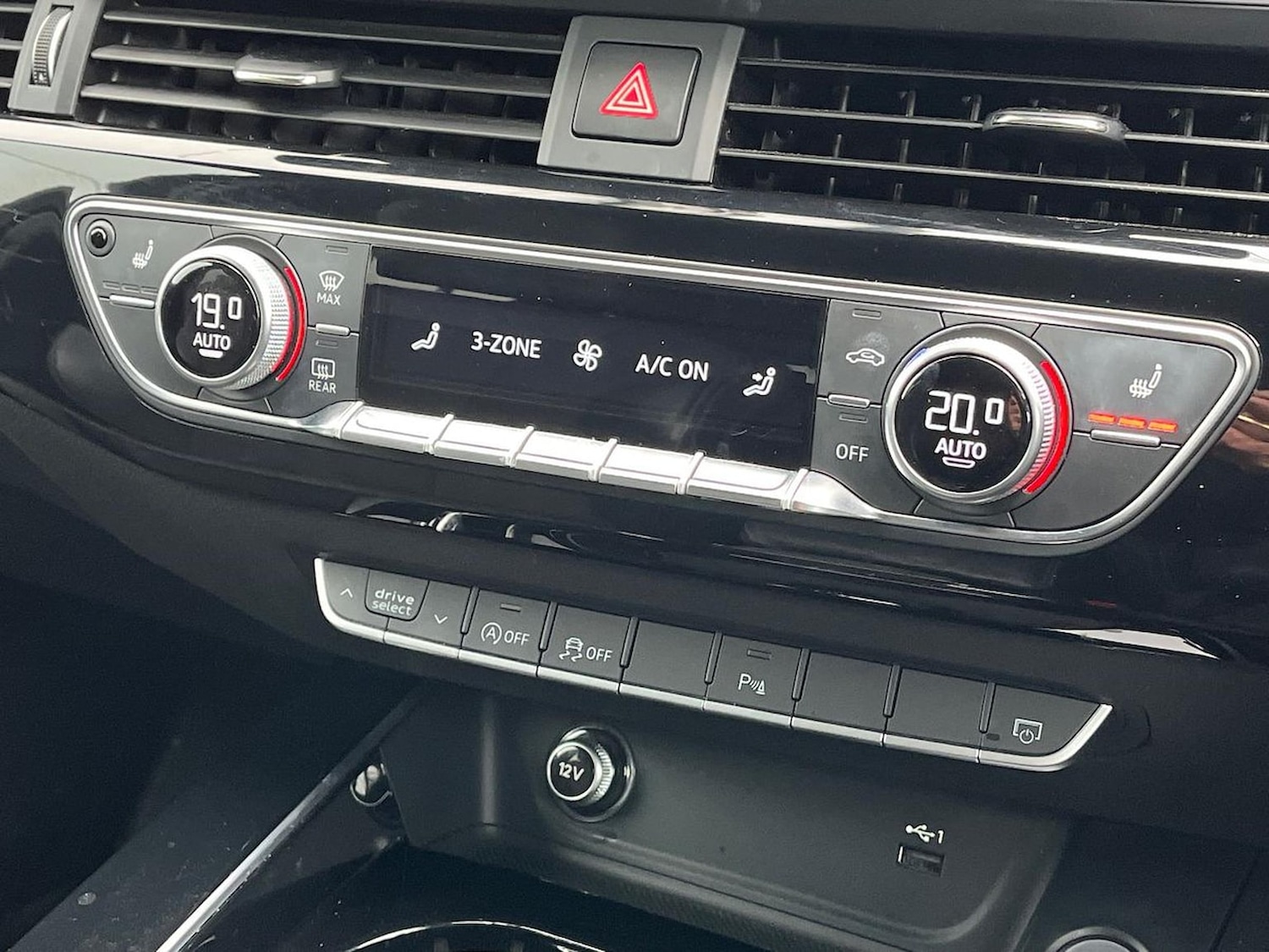 Used Audi A4 2020 for sale - 76391702: Photo 12