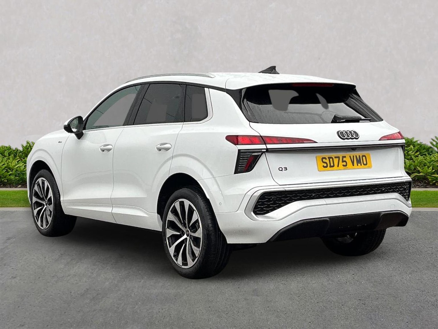 Used Audi Q3 2025 for sale - 77489053: Photo 2