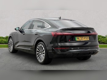 Used Audi Q8 2023 for sale - 79557184: Photo
