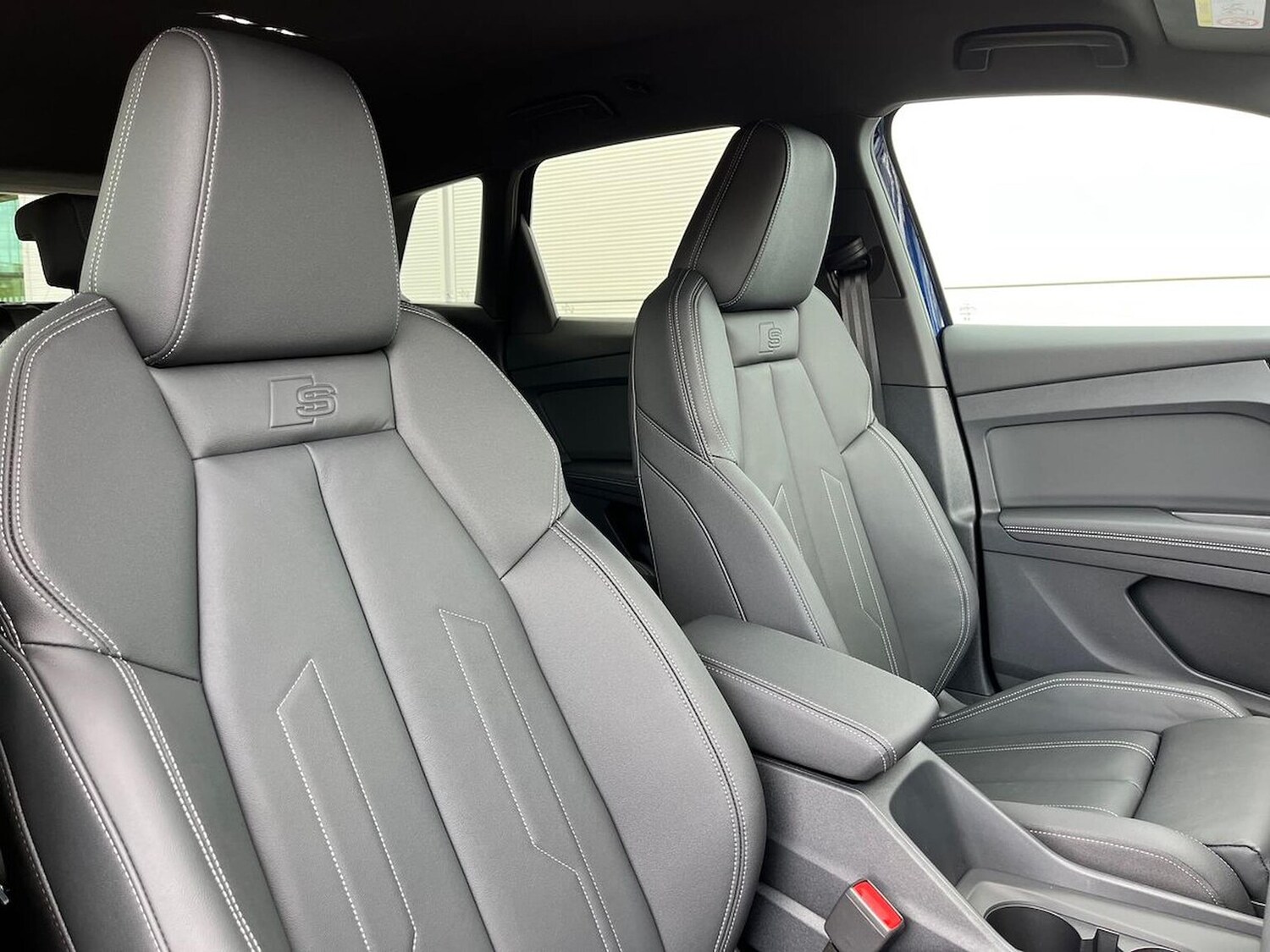 Used Audi Q4 e-tron 2025 for sale - 76477271: Photo 25