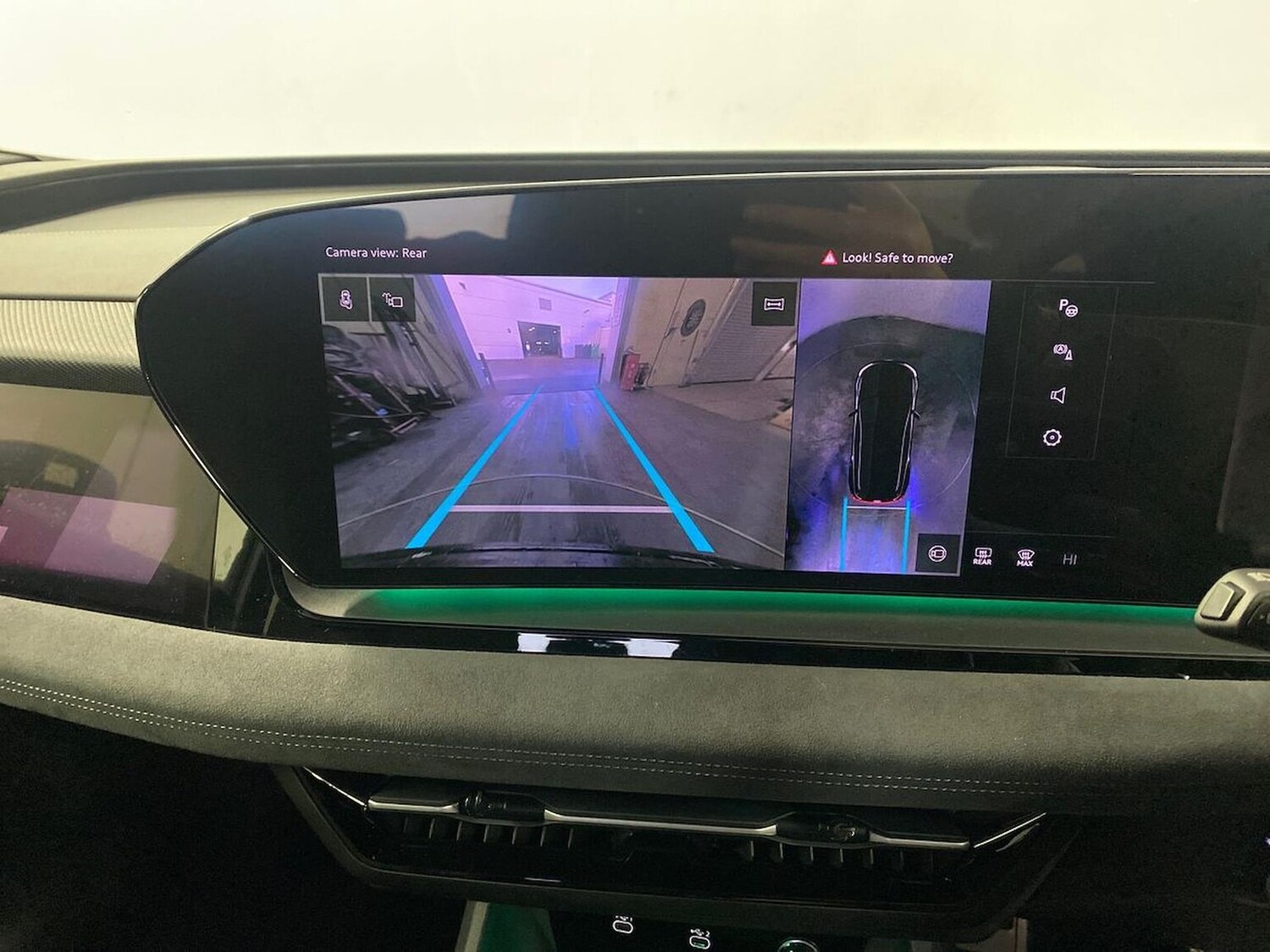 Used Audi Q6 e-tron 2025 for sale - 77489101: Photo 23