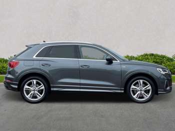 Used Audi Q3 2023 for sale - 75437582: Photo