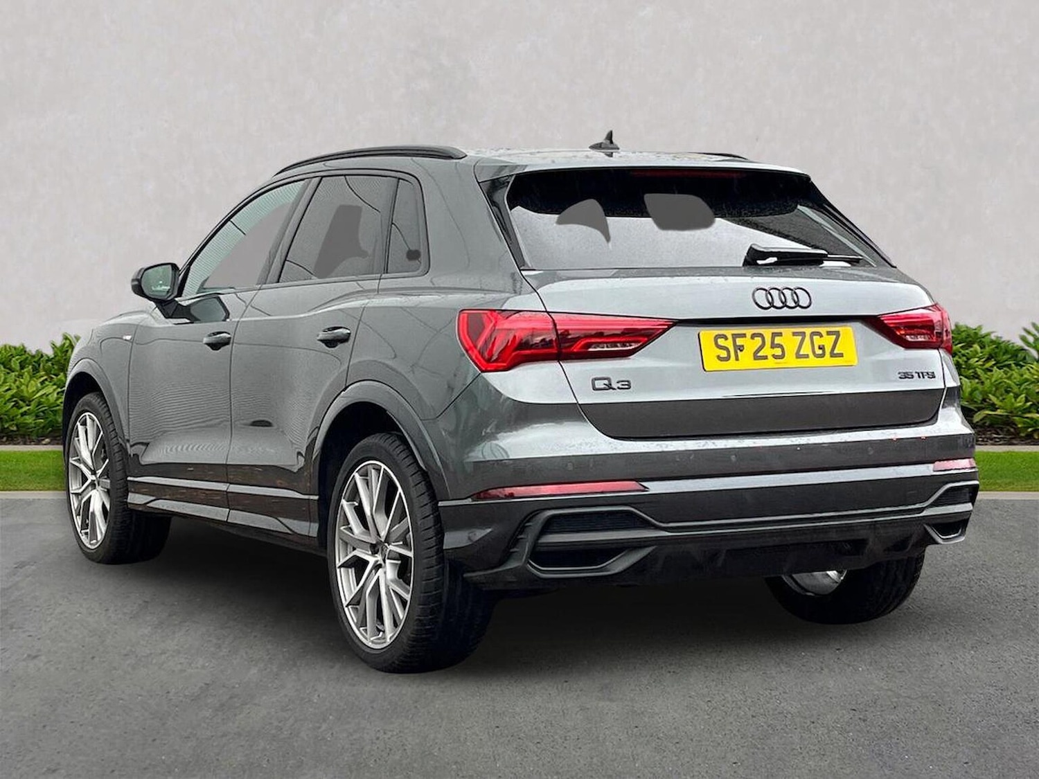 Used Audi Q3 2025 for sale - 76187072: Photo 2