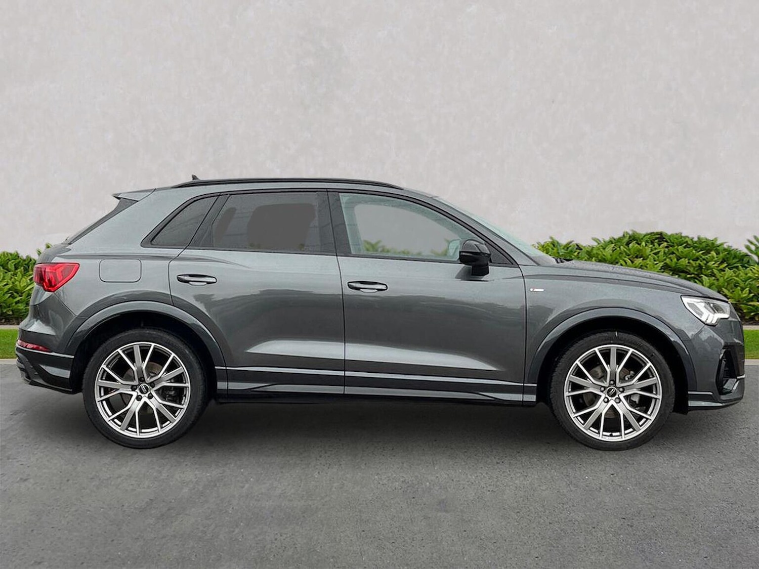 Used Audi Q3 2025 for sale - 76187072: Photo 3