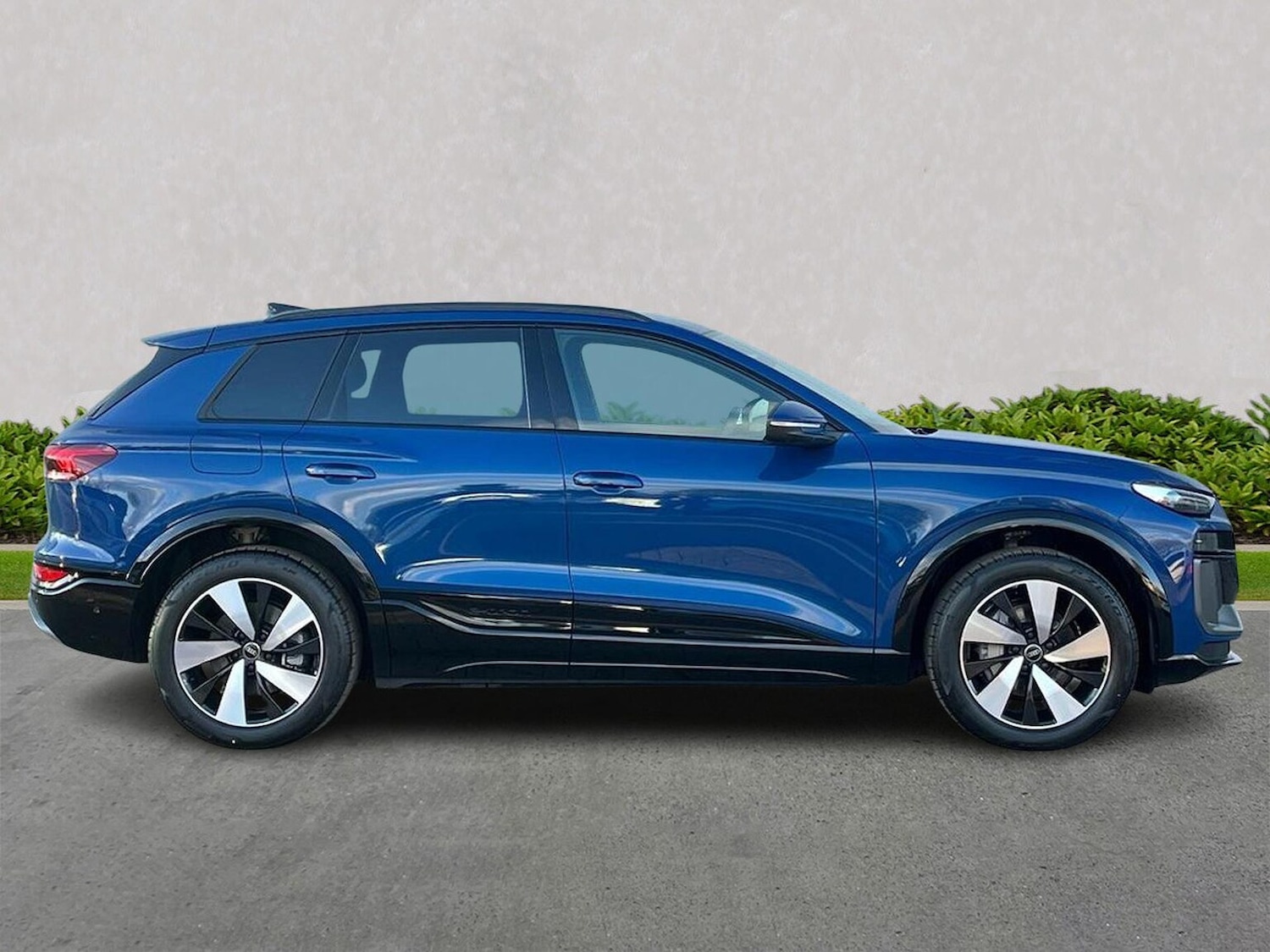 Used Audi Q6 e-tron 2025 for sale - 77489144: Photo 3