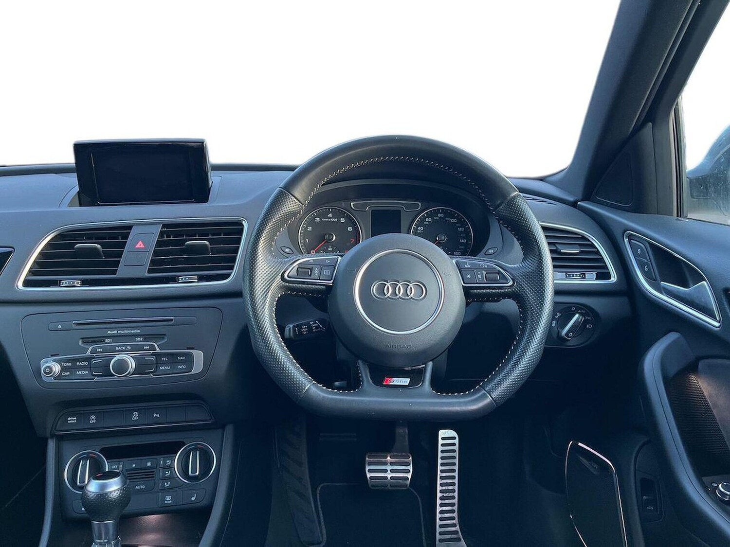 Used Audi Q3 2018 for sale - 78193809: Photo 11