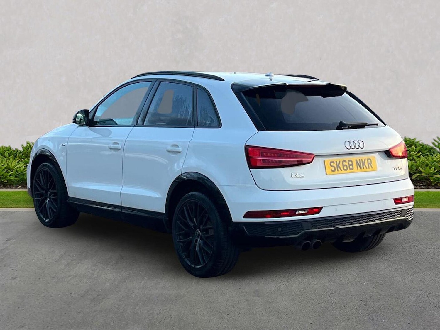 Used Audi Q3 2018 for sale - 78193809: Photo 2