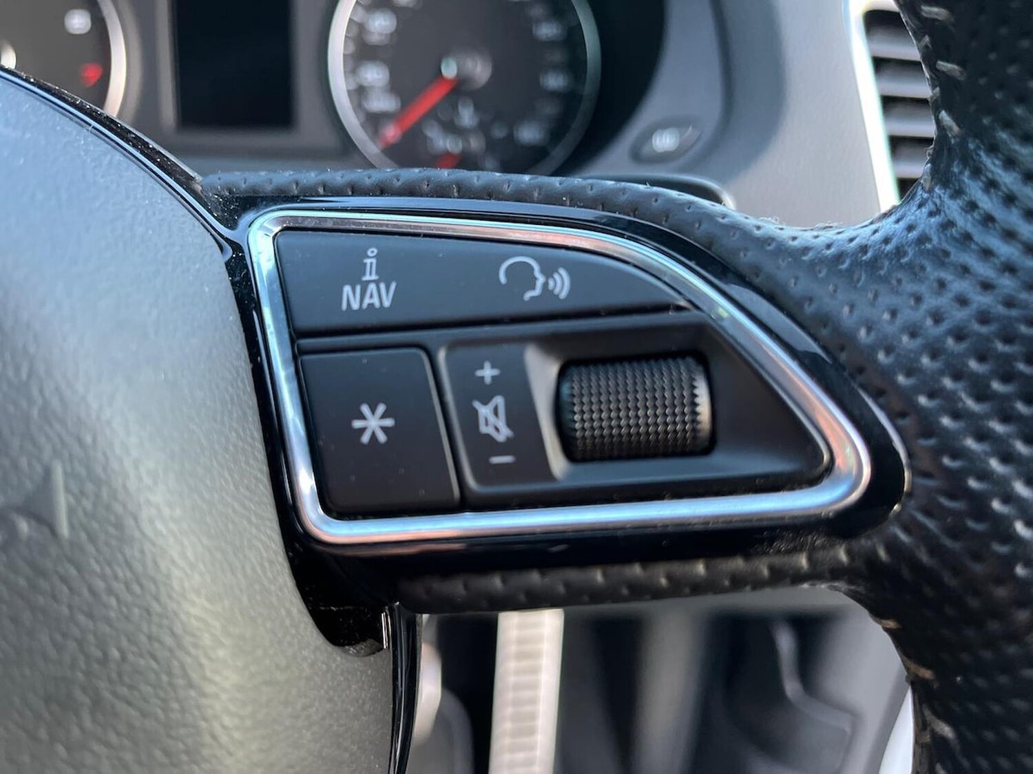 Used Audi Q3 2018 for sale - 78193809: Photo 28