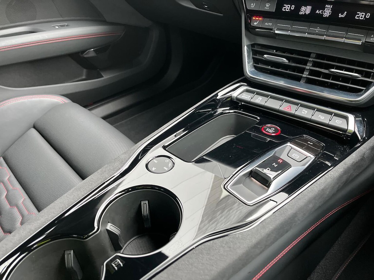 Used Audi RS e-tron GT 2023 for sale - 77688000: Photo 13