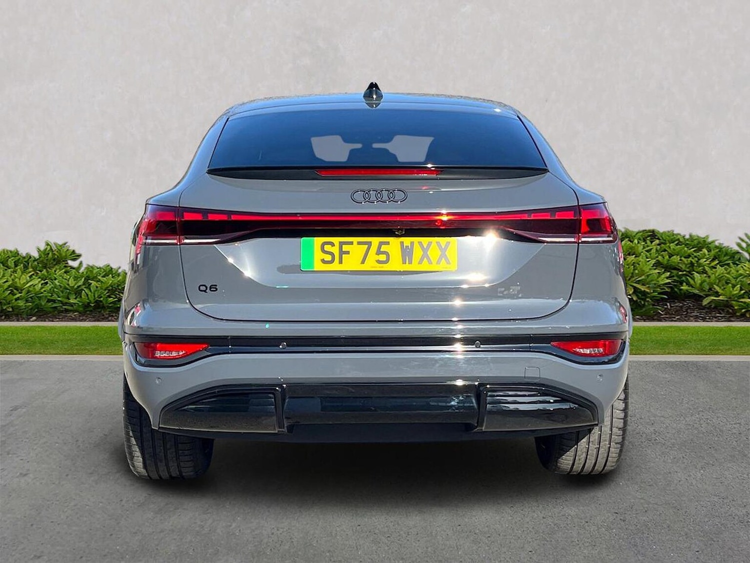 Used Audi Q6 e-tron 2025 for sale - 77963807: Photo 4