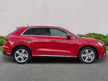 Used Audi Q3 2025 for sale - 77489107: Photo