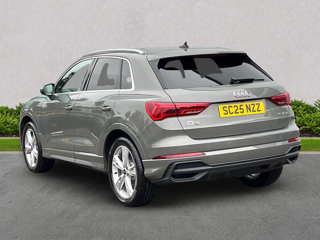 Used Audi Q3 2025 for sale - 76193141: Photo 2