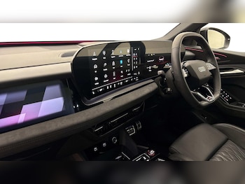 Used Audi Q6 e-tron 2024 for sale - 79380213: Photo