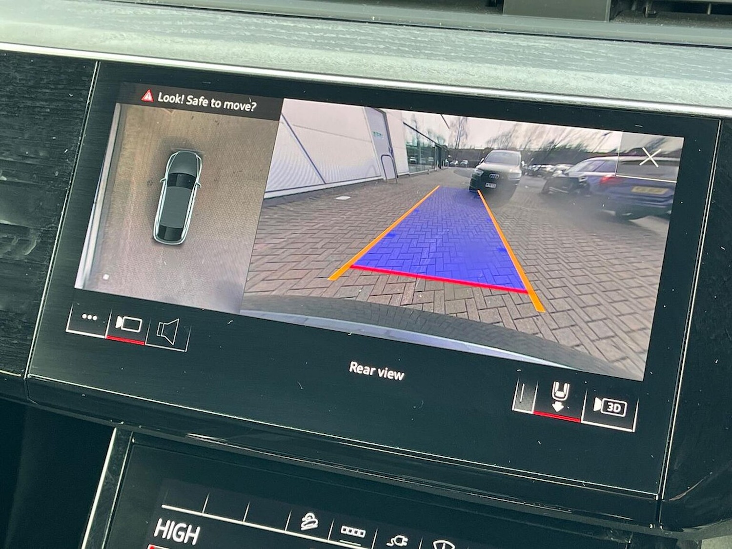 Used Audi e-tron 2022 for sale - 78106371: Photo 25