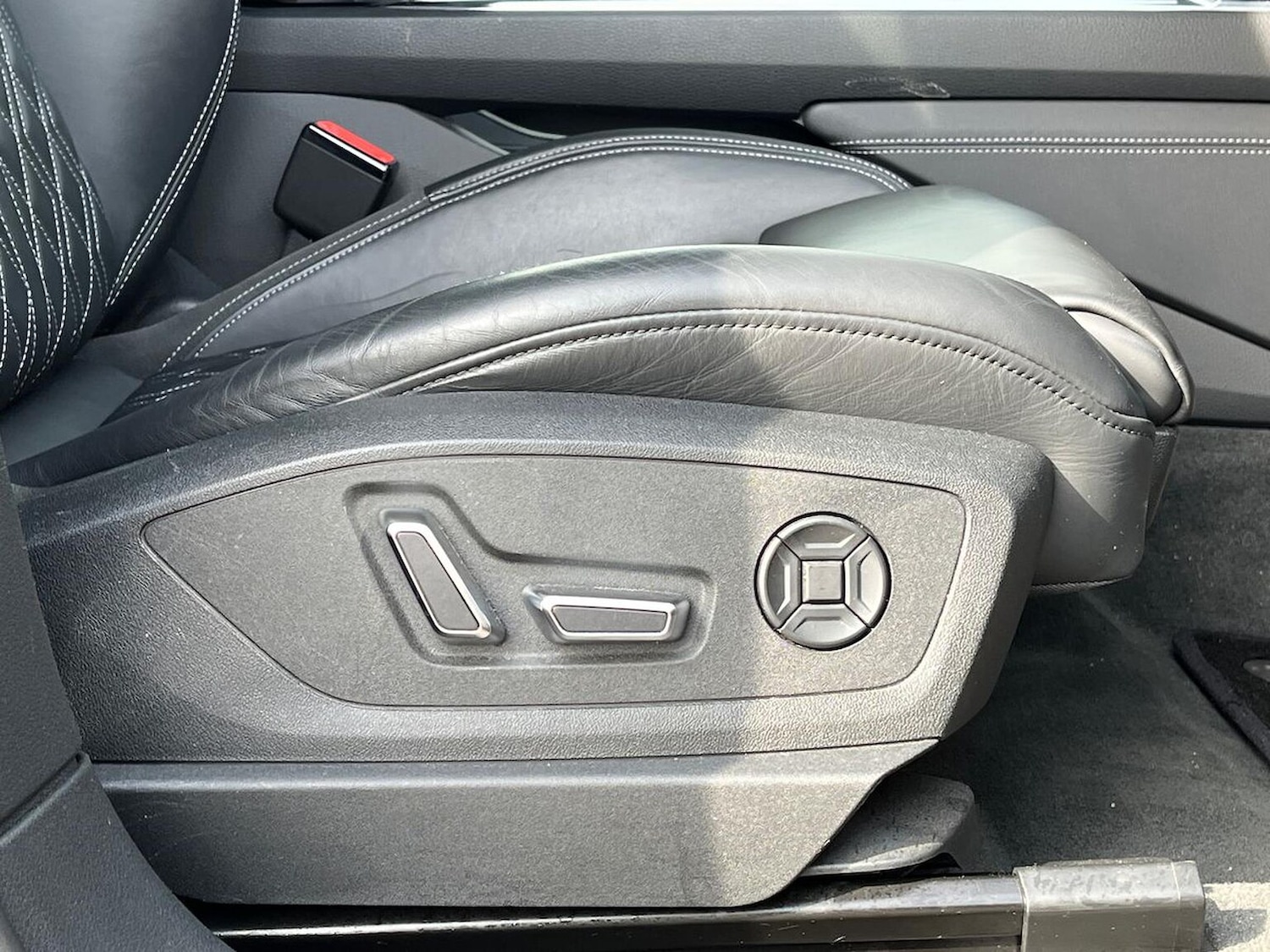 Used Audi e-tron 2022 for sale - 78106371: Photo 32