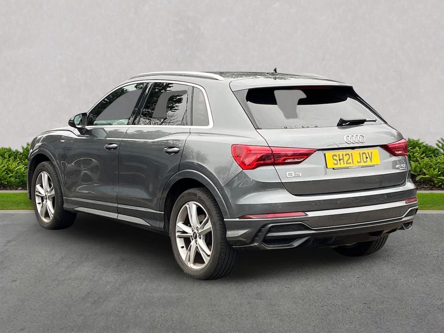 Used Audi Q3 2021 for sale - 78193806: Photo 2