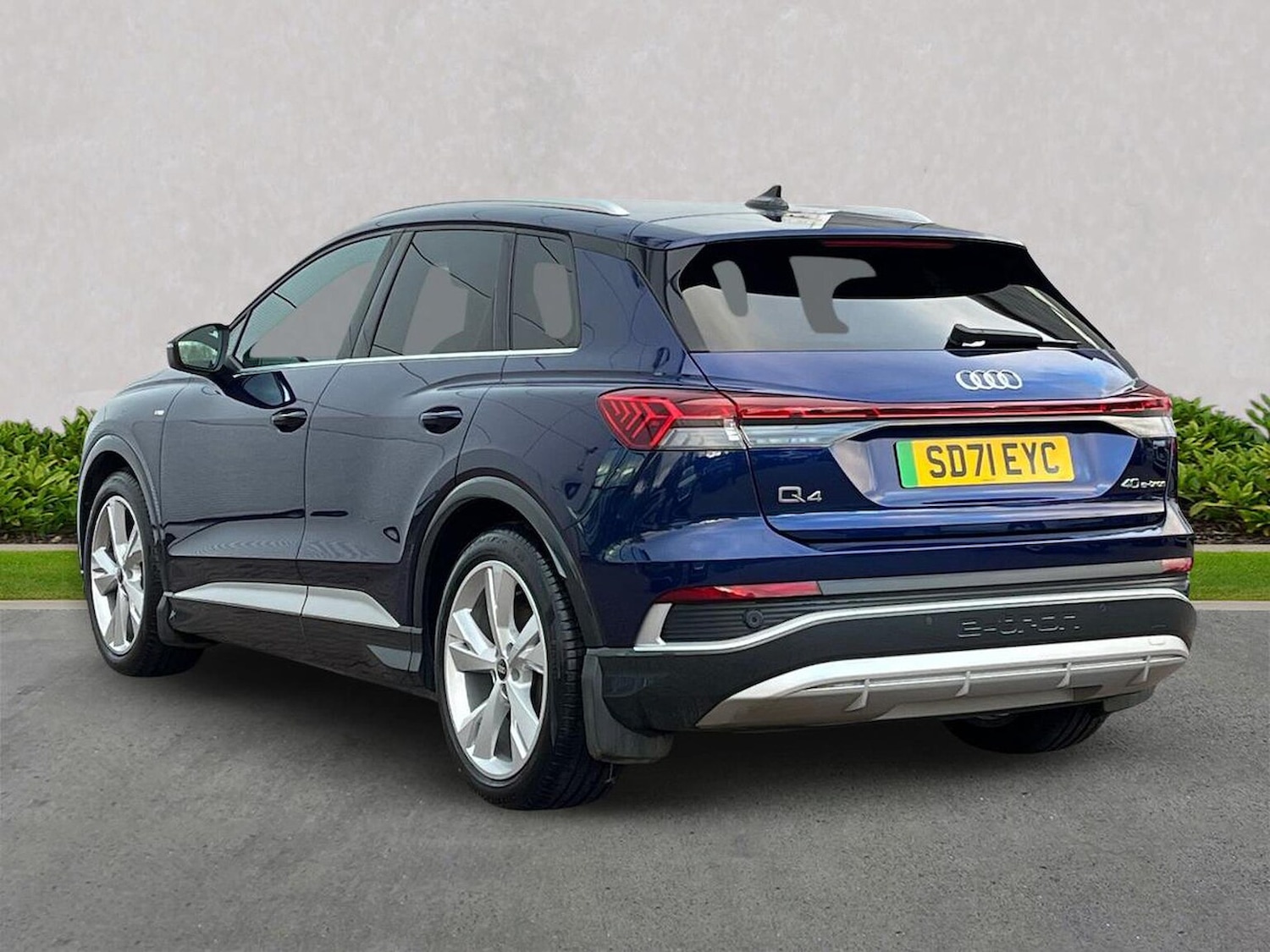 Used Audi Q4 e-tron 2021 for sale - 76541809: Photo 2