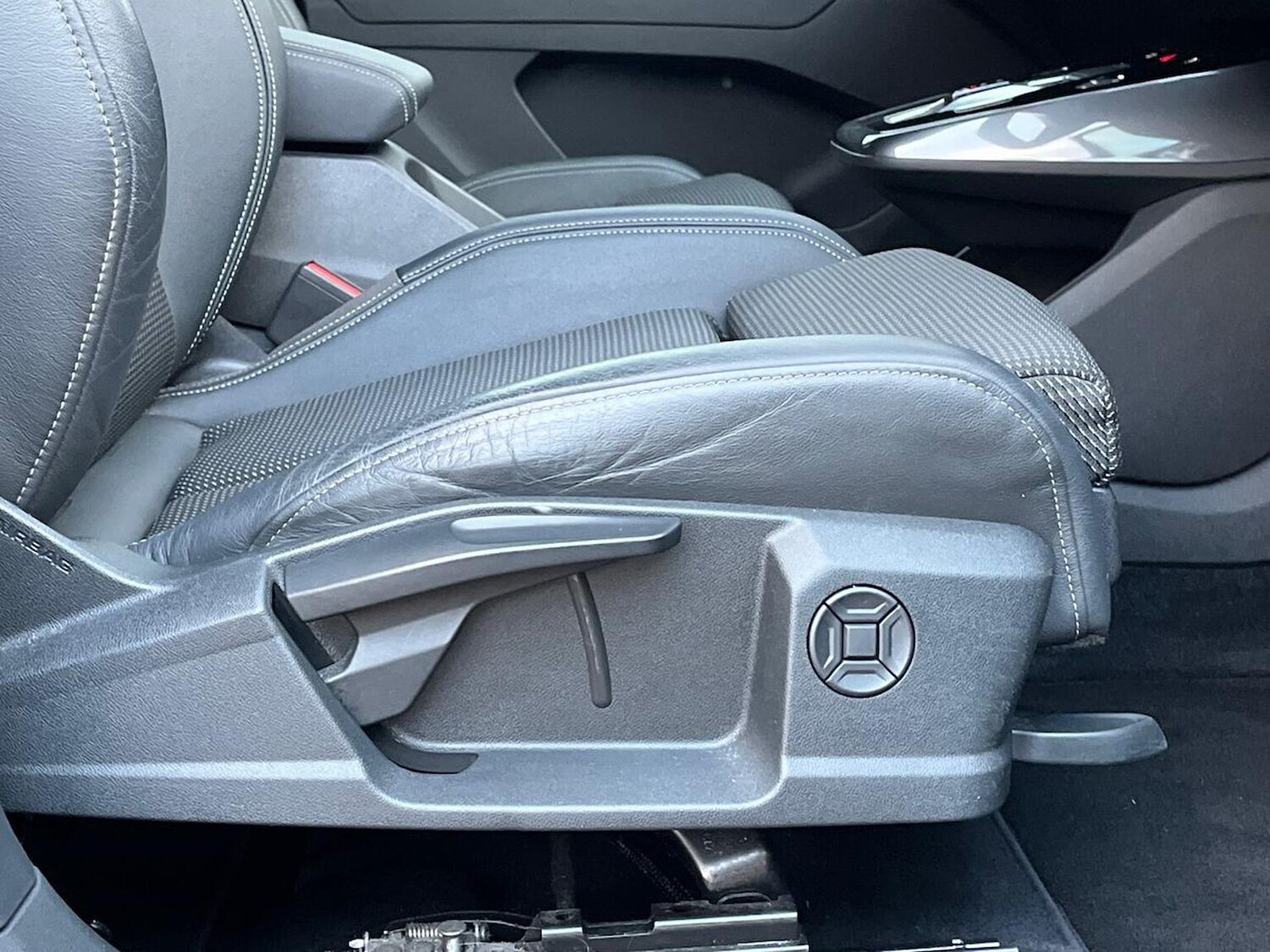 Used Audi Q4 e-tron 2021 for sale - 76541809: Photo 30