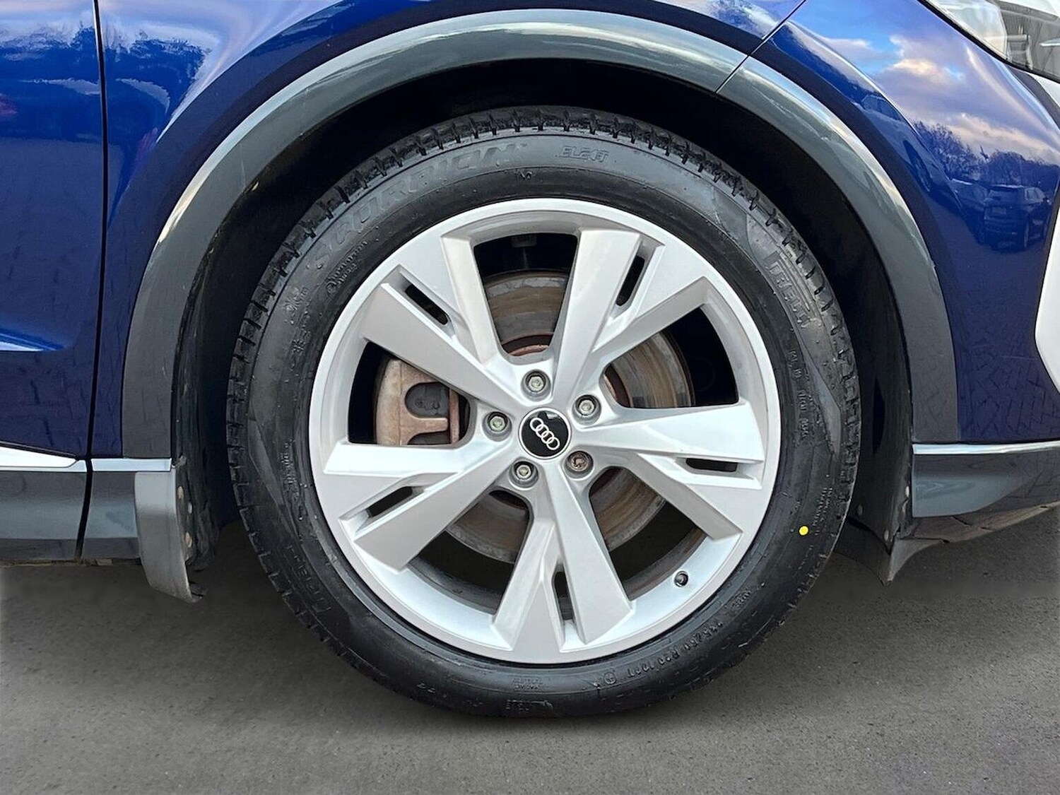 Used Audi Q4 e-tron 2021 for sale - 76541809: Photo 6