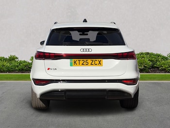 Used Audi Q6 e-tron 2025 for sale - 79380331: Photo