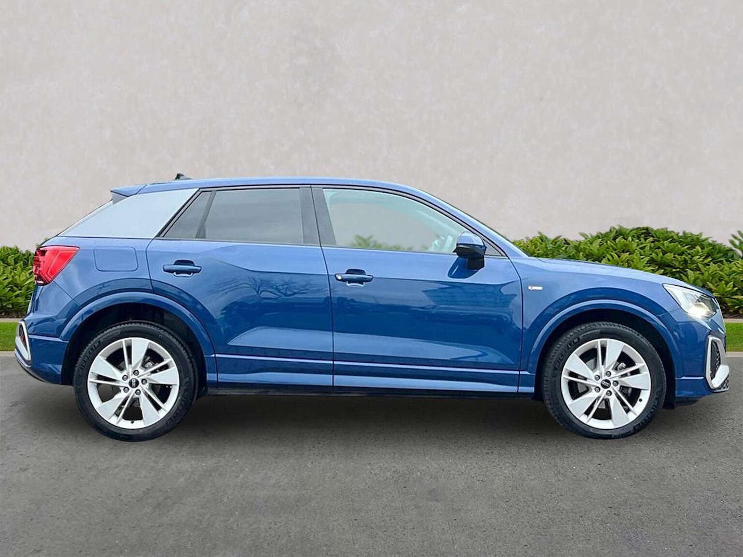 Used Audi Q2 2024 for sale - 77688004: Photo 3