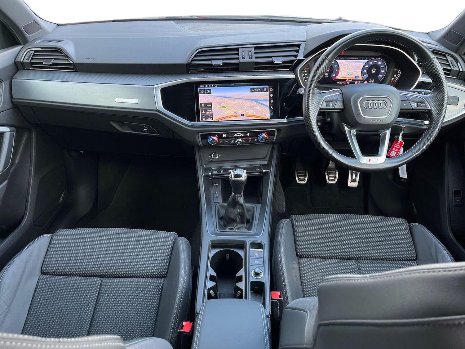 Used Audi Q3 2020 for sale - 78193779: Photo 10