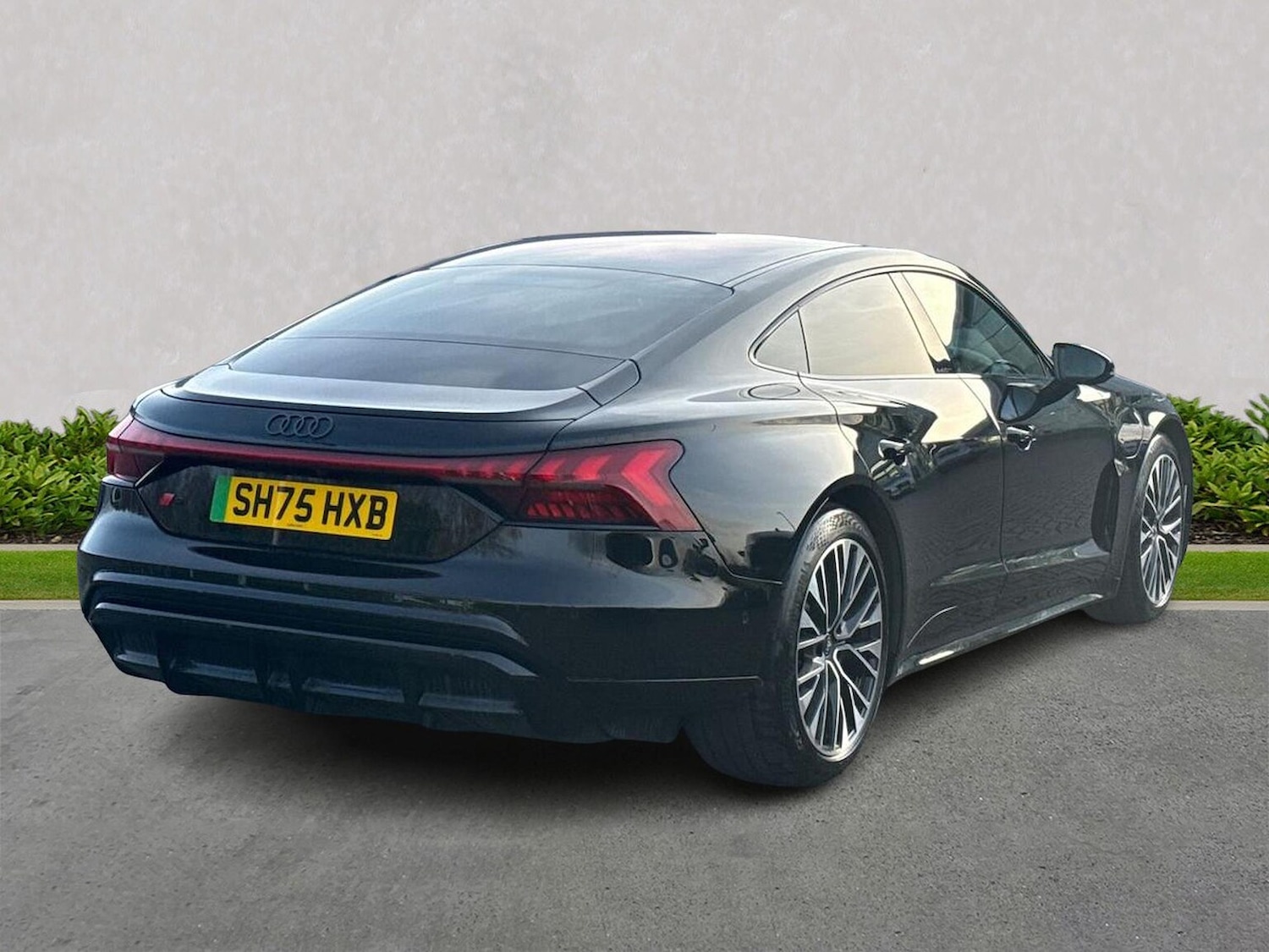 Used Audi e-tron GT 2025 for sale - 77962337: Photo 18